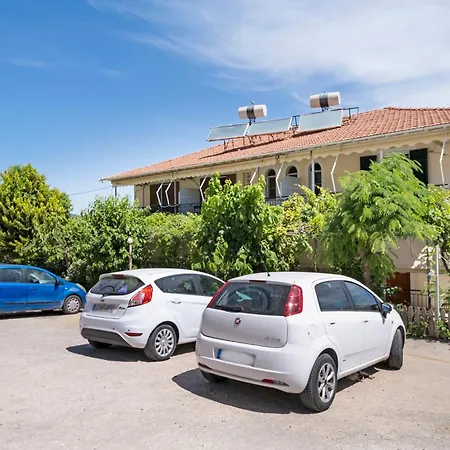 Tasoula One Bedroom Sea View